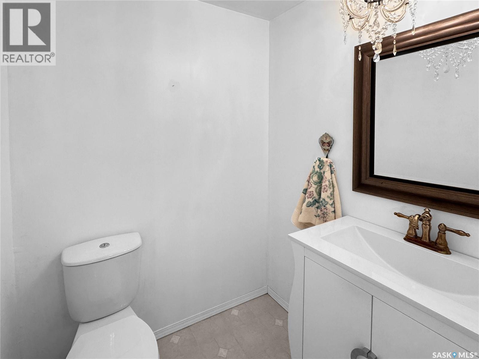 308 2Nd Avenue S, Leask, SK - Indoor Photo Showing Bathroom