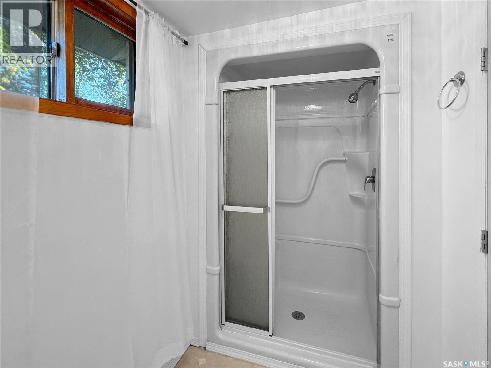 308 2Nd Avenue S, Leask, SK - Indoor Photo Showing Bathroom