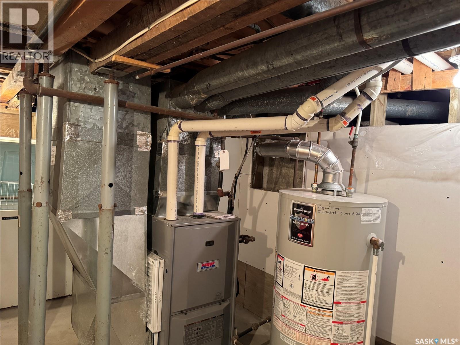 308 2Nd Avenue S, Leask, SK - Indoor Photo Showing Basement