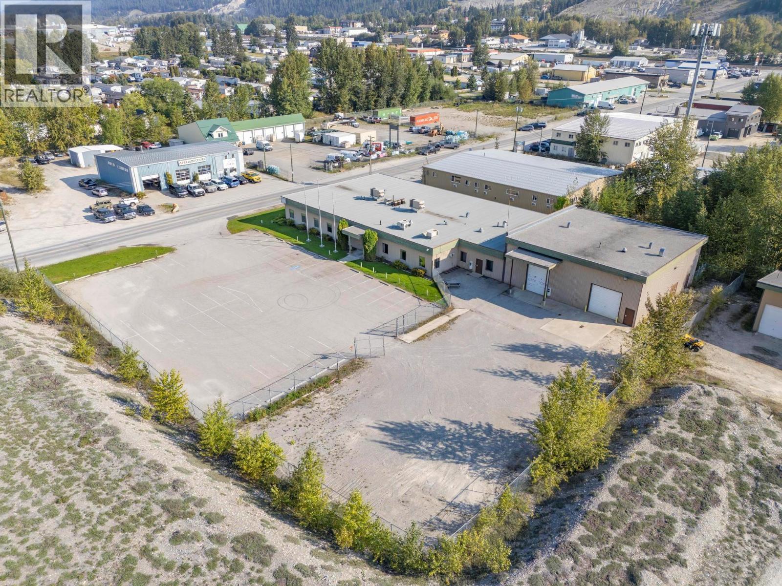 800 9Th Street, Golden, BC