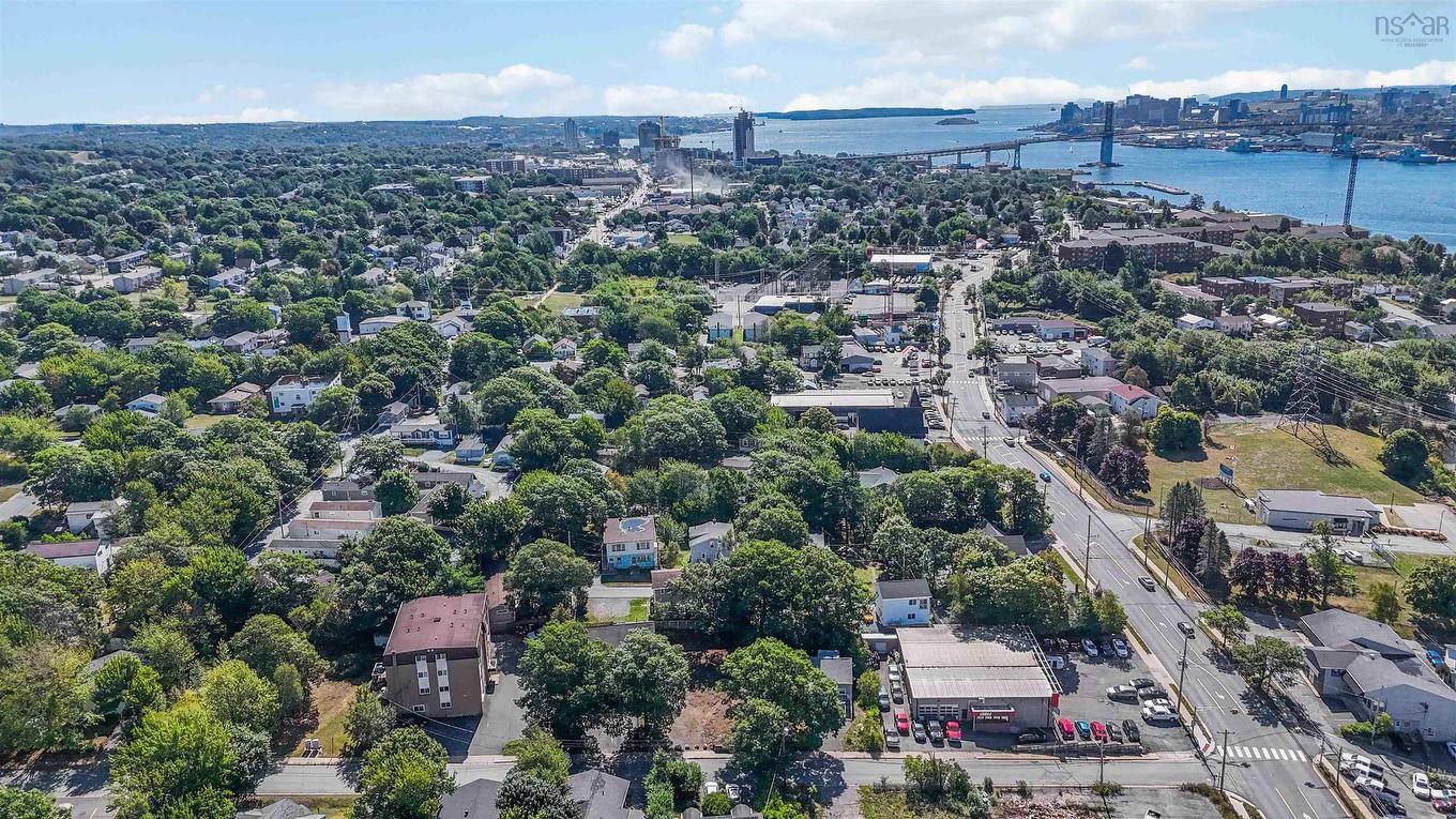 6 Springhill Road, Dartmouth, NS