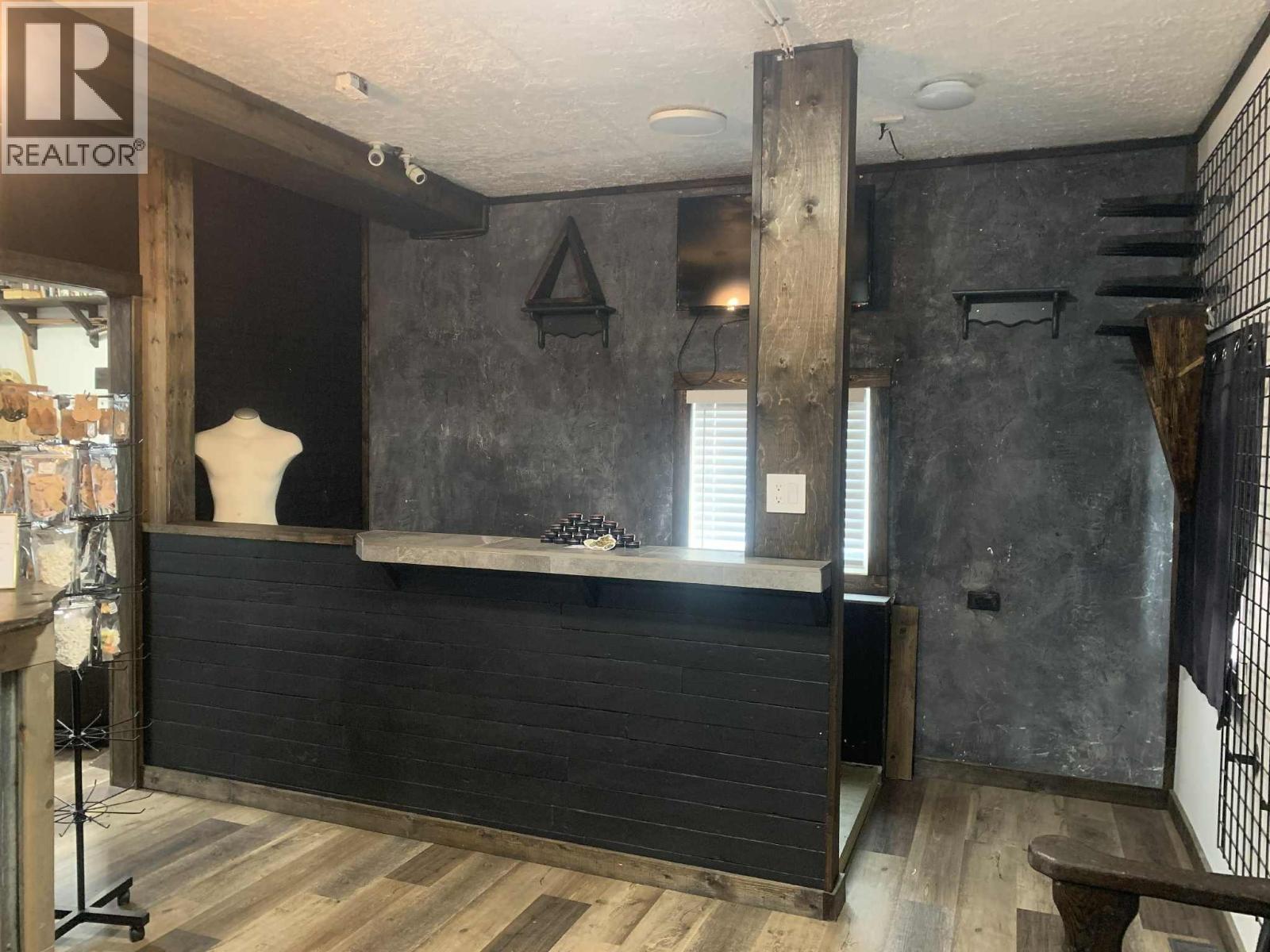 4720 52 Street Nw, Chetwynd, BC