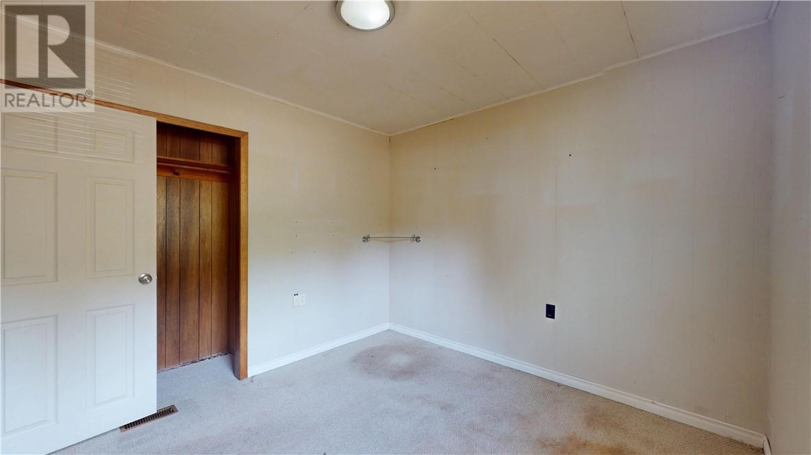 4 New Street, Gore Bay, ON - Indoor Photo Showing Other Room