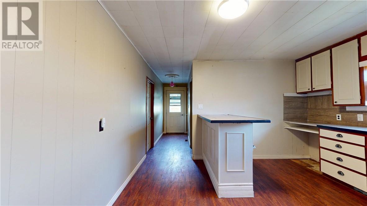 4 New Street, Gore Bay, ON - Indoor Photo Showing Other Room