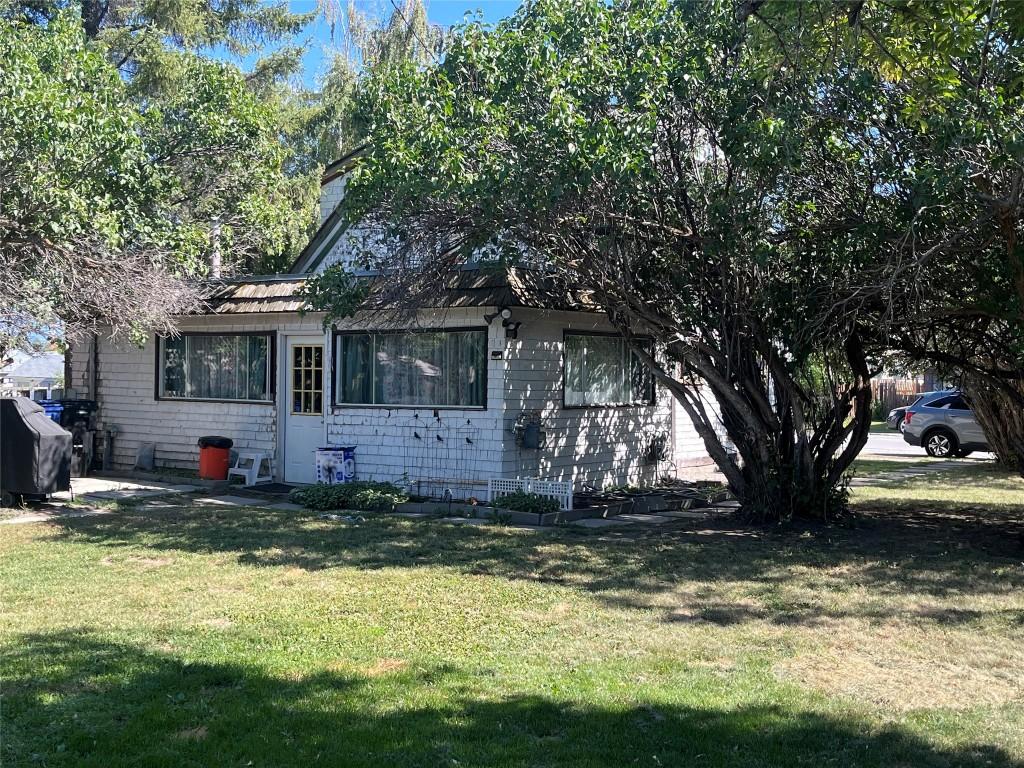 203 4Th Avenue, Cranbrook, BC - Outdoor