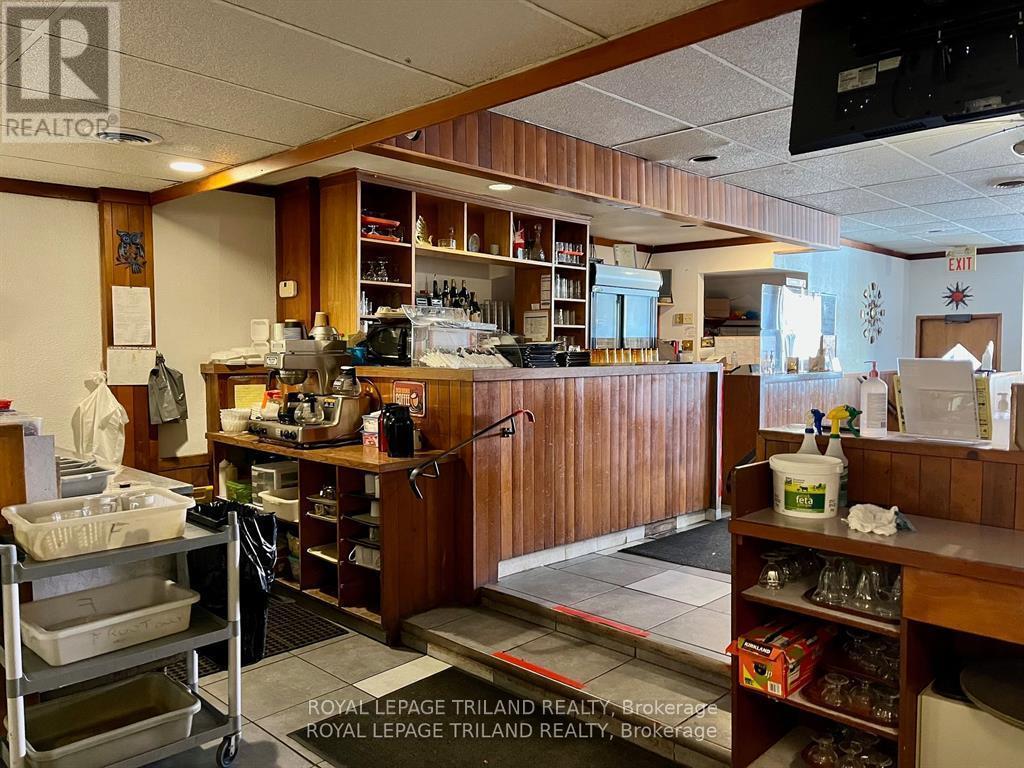 236-232 Main Street, Southwest Middlesex (Glencoe), ON