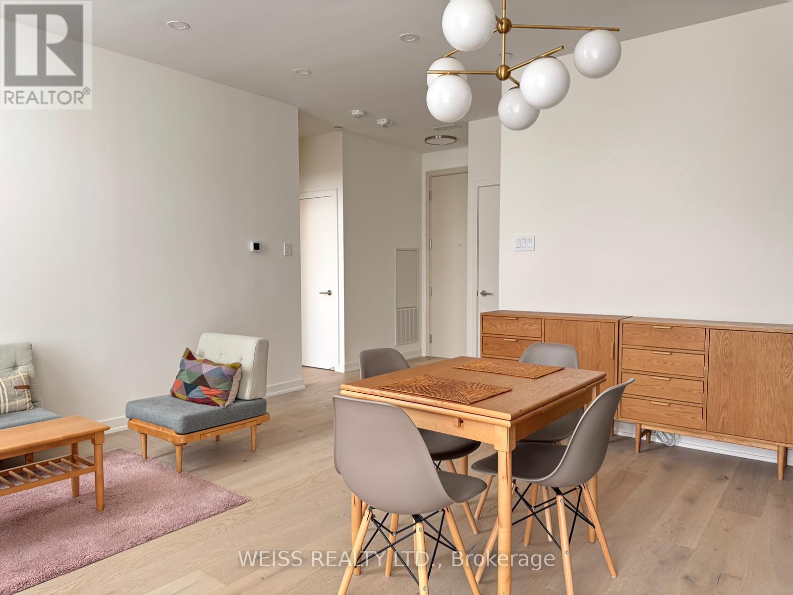 101 - 101 Cathedral High Street, Markham, ON - Indoor Photo Showing Dining Room