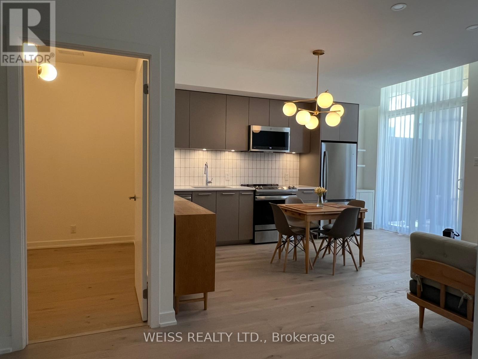 101 - 101 Cathedral High Street, Markham, ON - Indoor