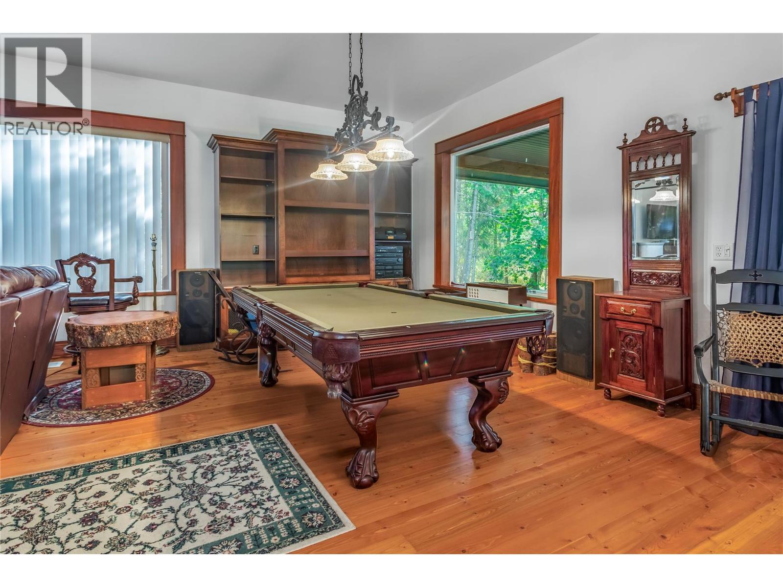 60 Pringle Road, Carmi, BC - Indoor Photo Showing Other Room