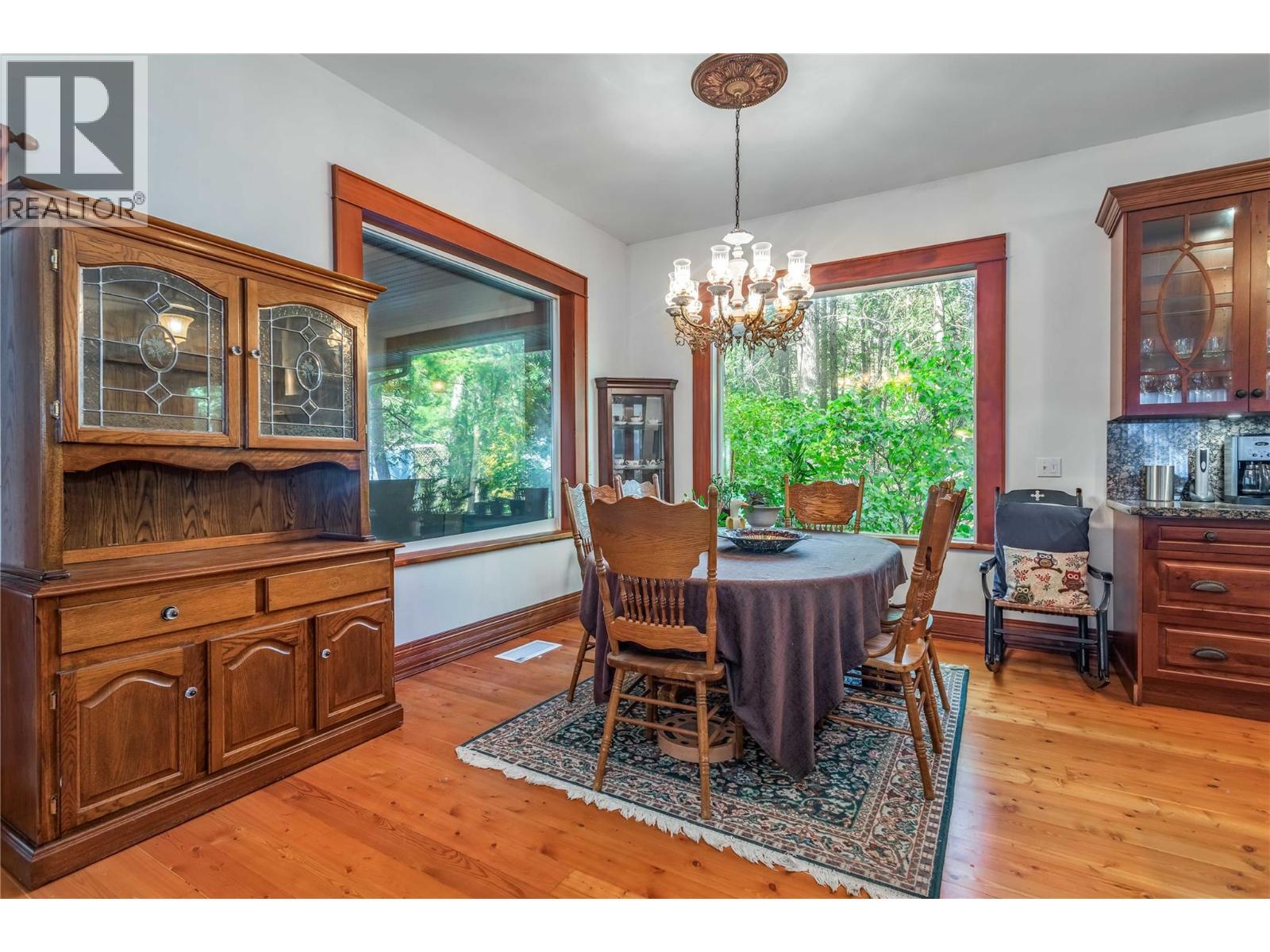 60 Pringle Road, Carmi, BC - Indoor Photo Showing Dining Room