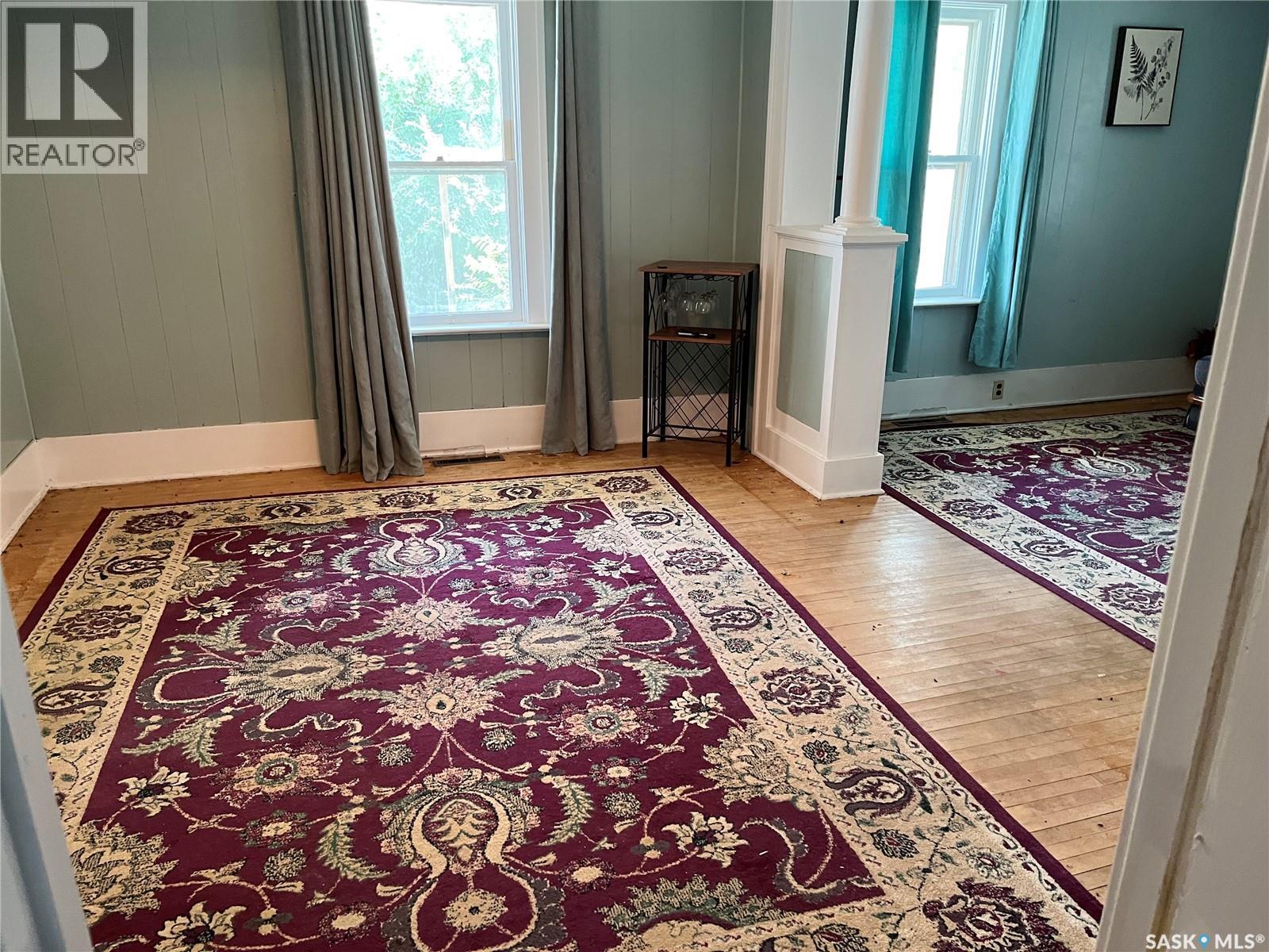 9 3Rd Street E, Willow Bunch, SK - Indoor Photo Showing Other Room