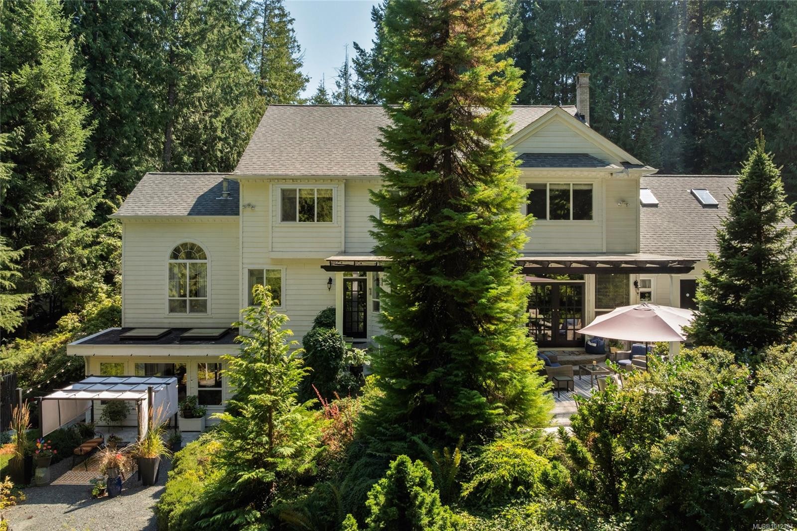 931 Cowerd Rd, Cobble Hill, BC