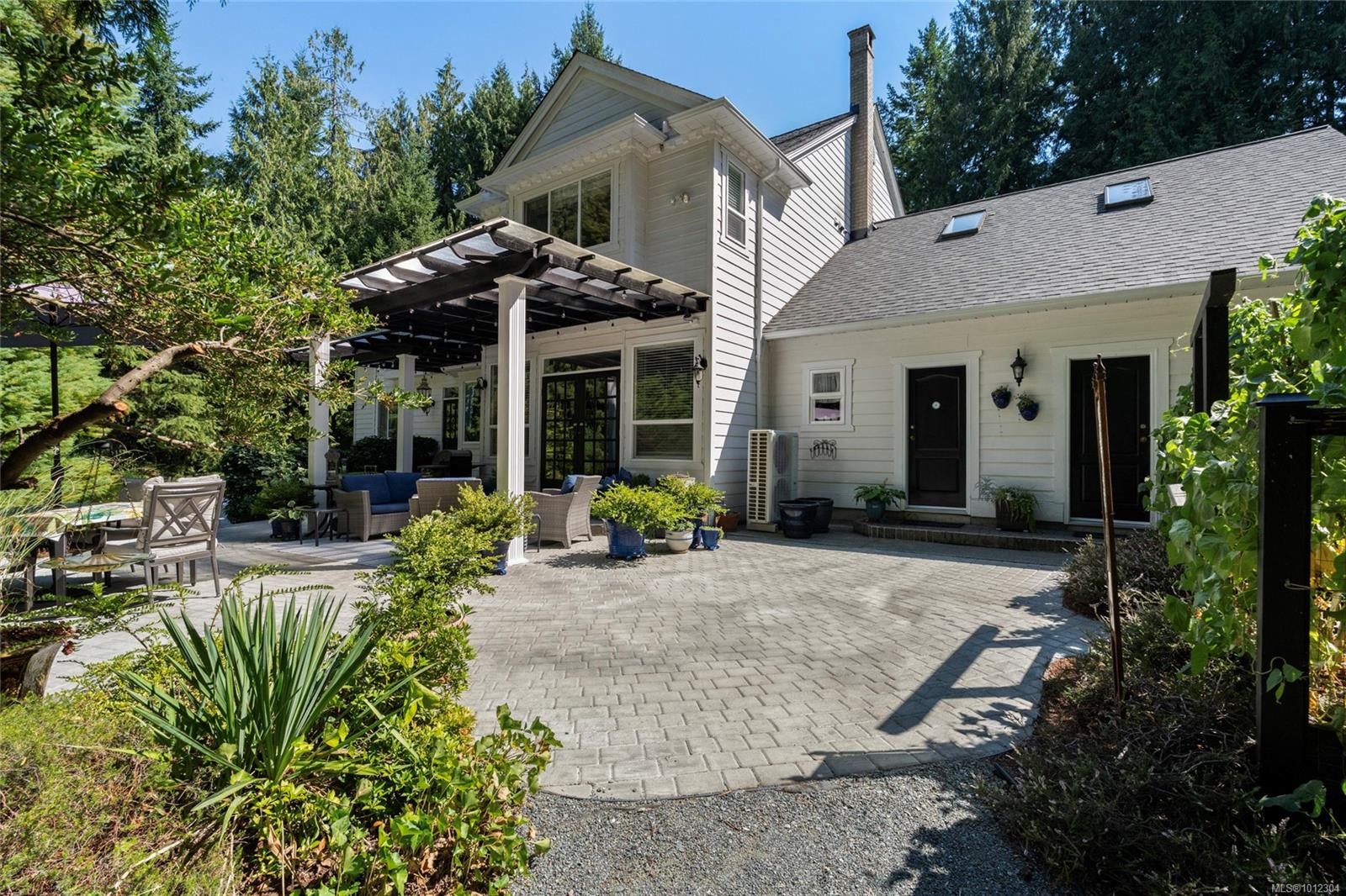 931 Cowerd Rd, Cobble Hill, BC
