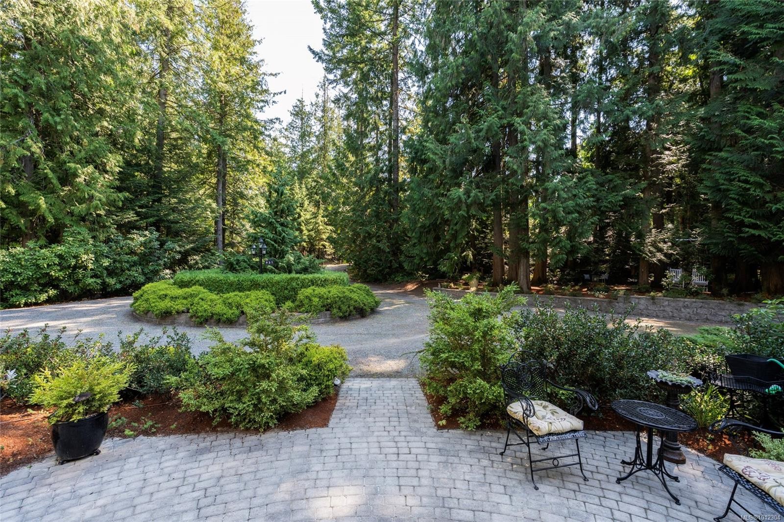 931 Cowerd Rd, Cobble Hill, BC