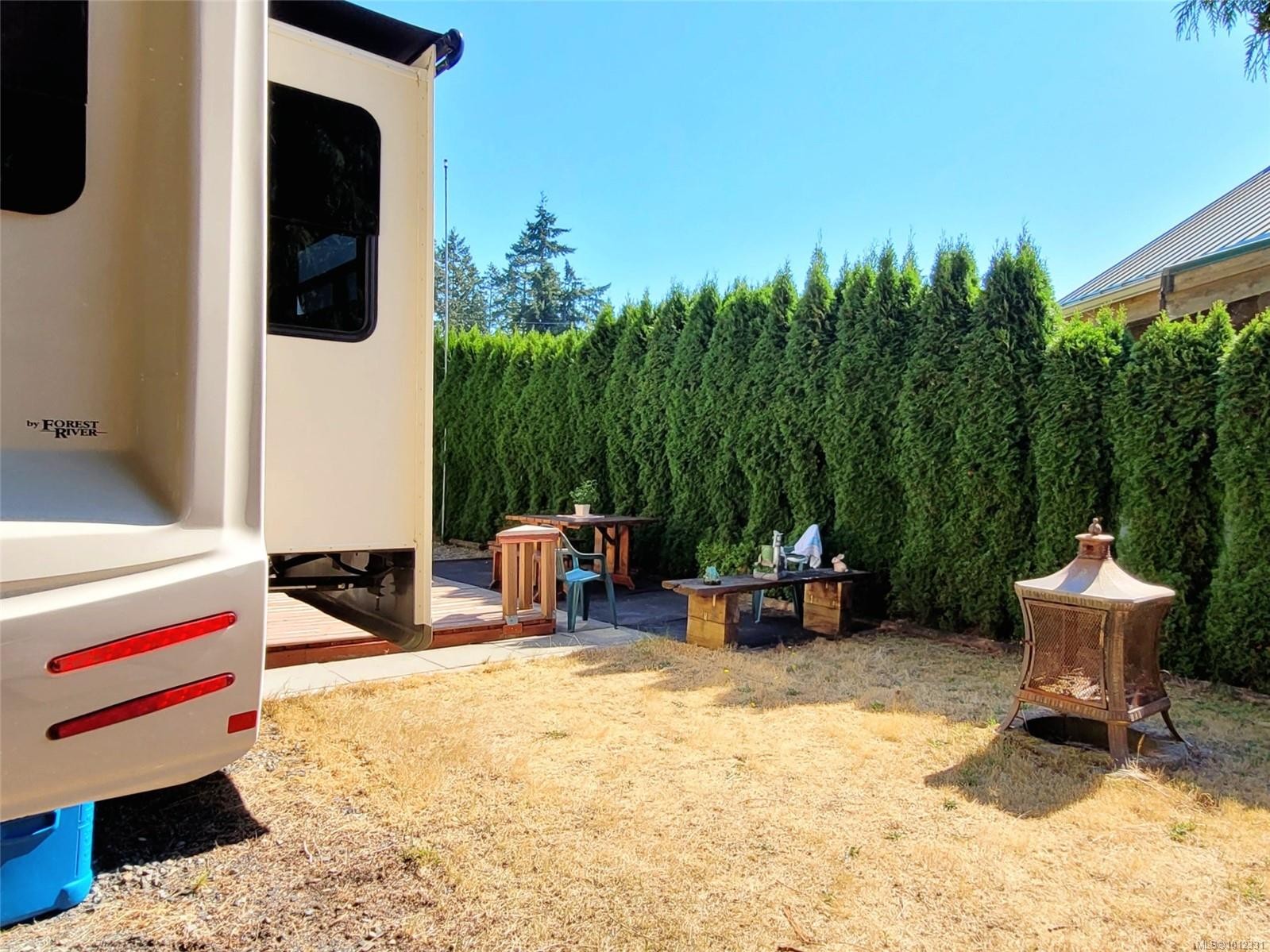 35-6050 Island Hwy West, Qualicum Beach, BC