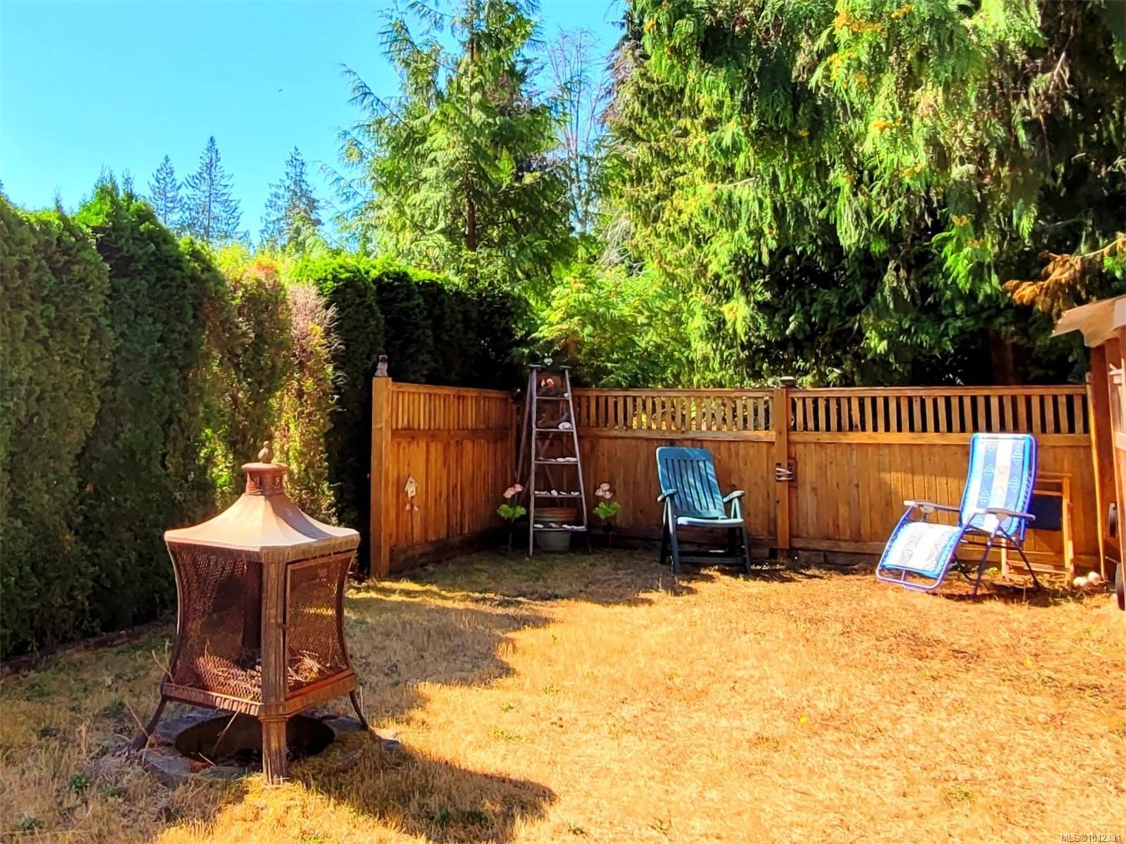 35-6050 Island Hwy West, Qualicum Beach, BC