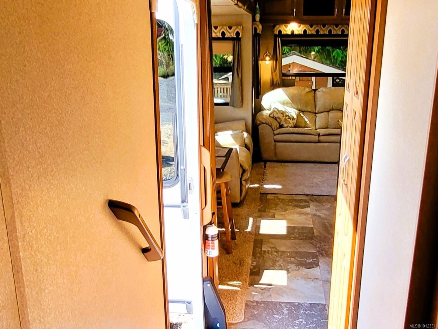 35-6050 Island Hwy West, Qualicum Beach, BC