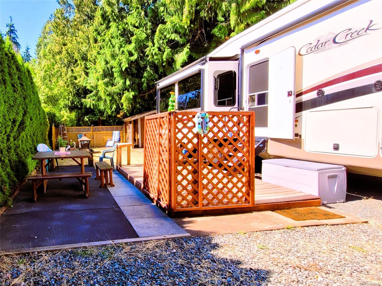 35-6050 Island Hwy West, Qualicum Beach, BC