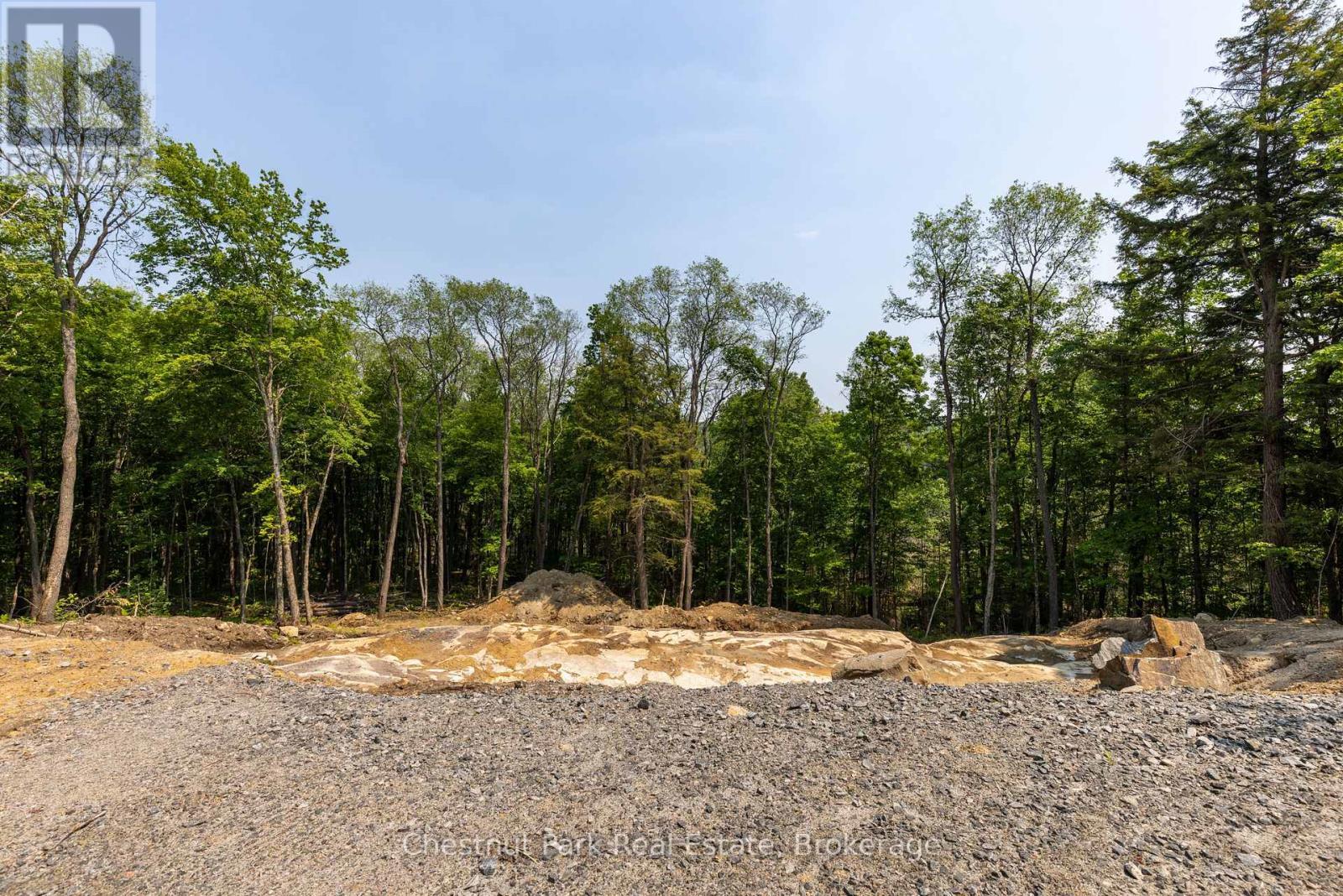 2212 Aspdin Road, Huntsville (Stisted), ON