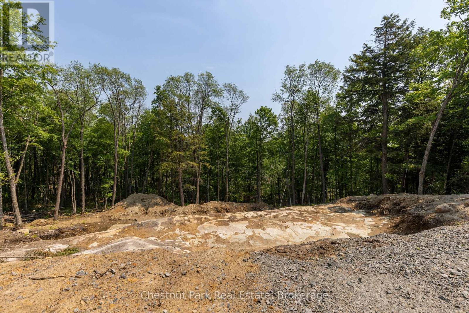 2212 Aspdin Road, Huntsville (Stisted), ON