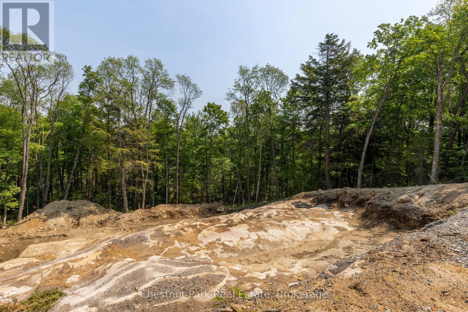 2212 Aspdin Road, Huntsville (Stisted), ON