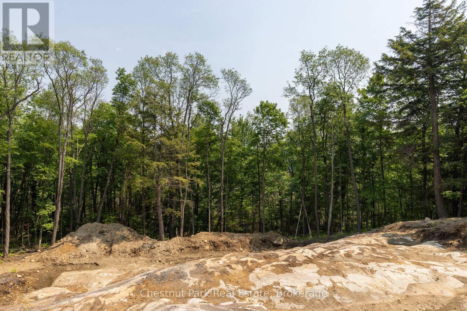 2212 Aspdin Road, Huntsville (Stisted), ON