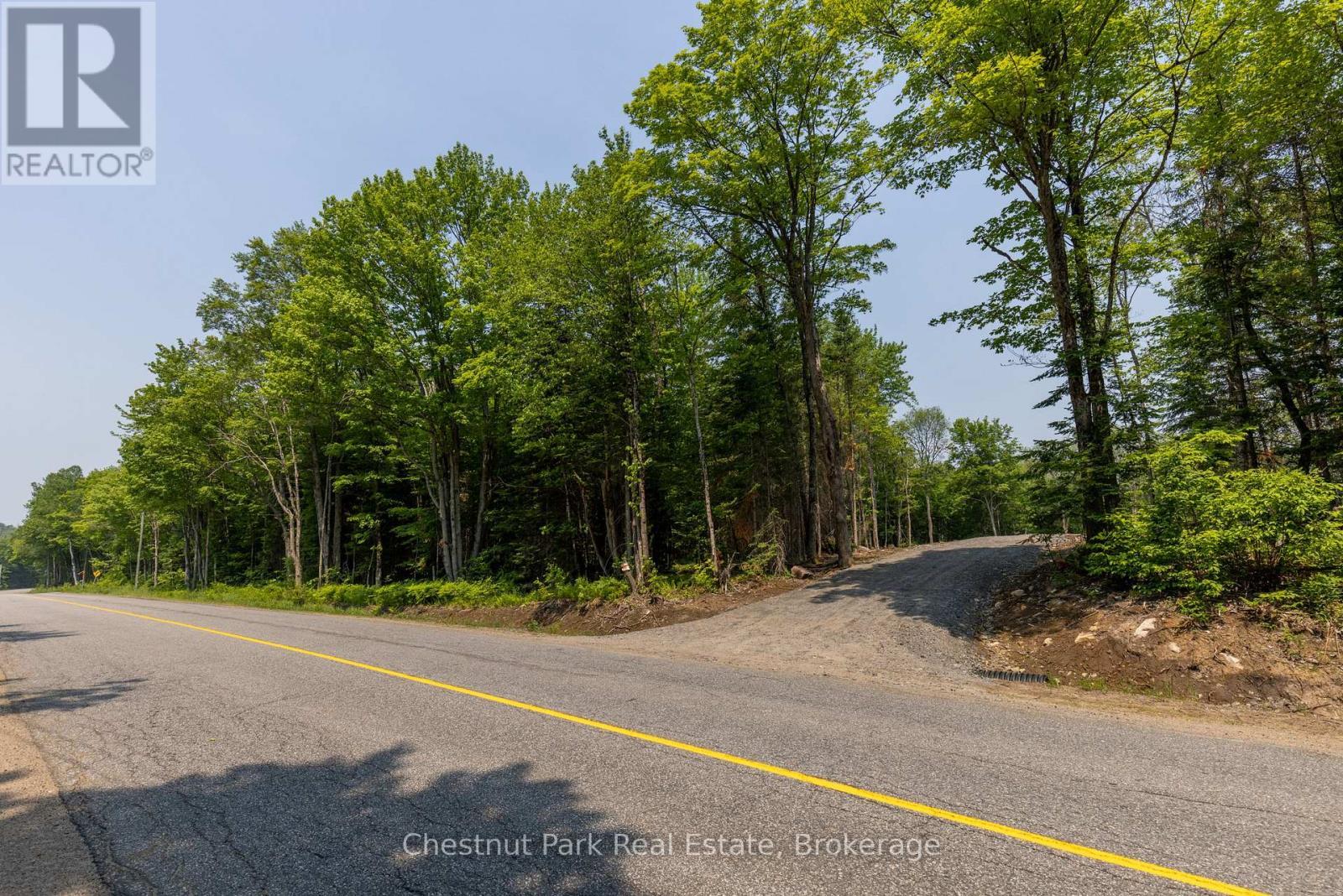 2212 Aspdin Road, Huntsville (Stisted), ON