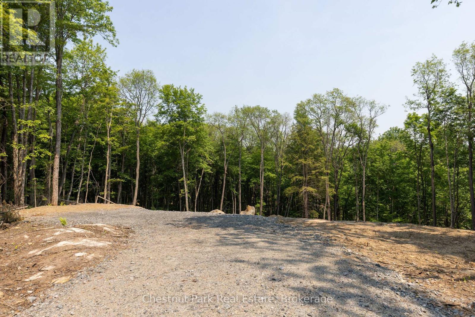 2212 Aspdin Road, Huntsville (Stisted), ON