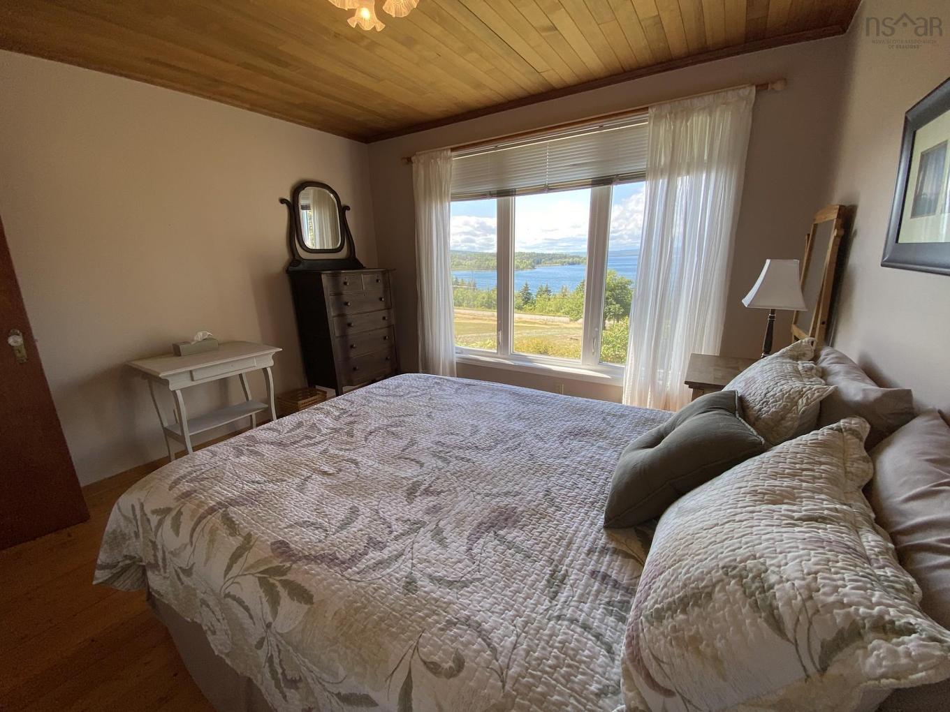 939 Georges River Road, Georges River, NS