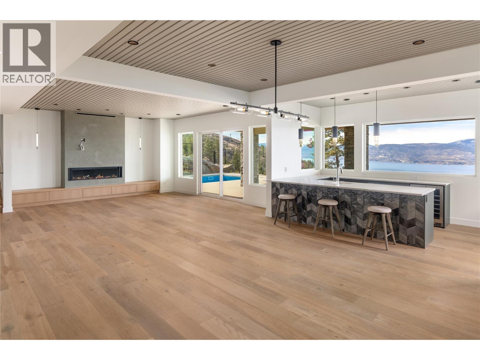 5650 The Edge Place Unit# 110, Kelowna, BC - Indoor