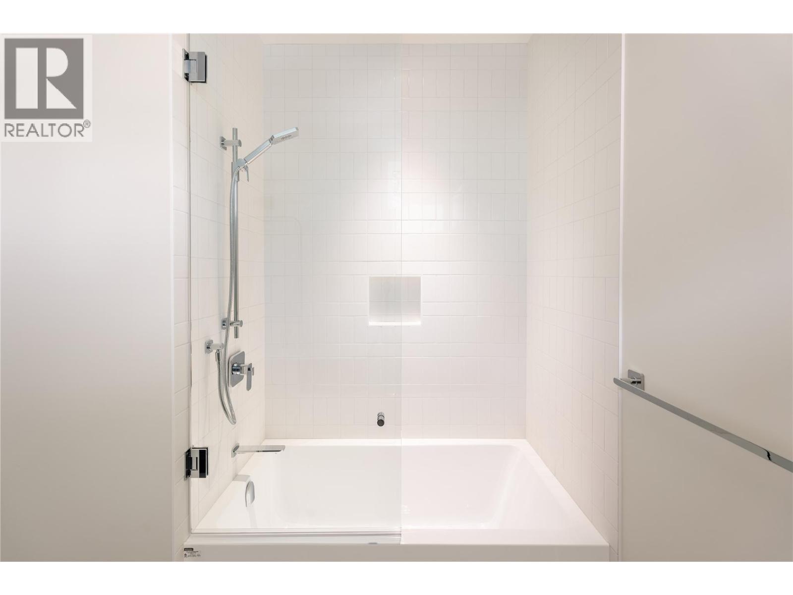 5650 The Edge Place Unit# 110, Kelowna, BC - Indoor