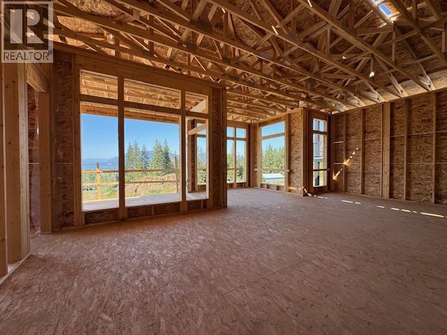 891 25 Avenue Sw, Salmon Arm, BC - Indoor Photo Showing Other Room