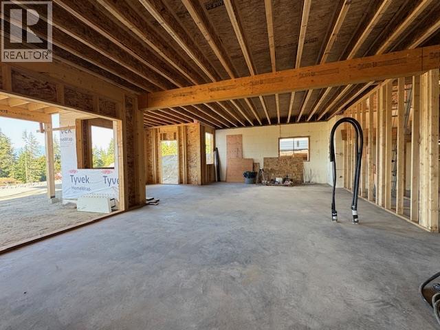 891 25 Avenue Sw, Salmon Arm, BC - Photo Showing Other Room