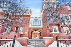 9 - 292 LAURIER AVENUE Ottawa, ON K1N 6P5