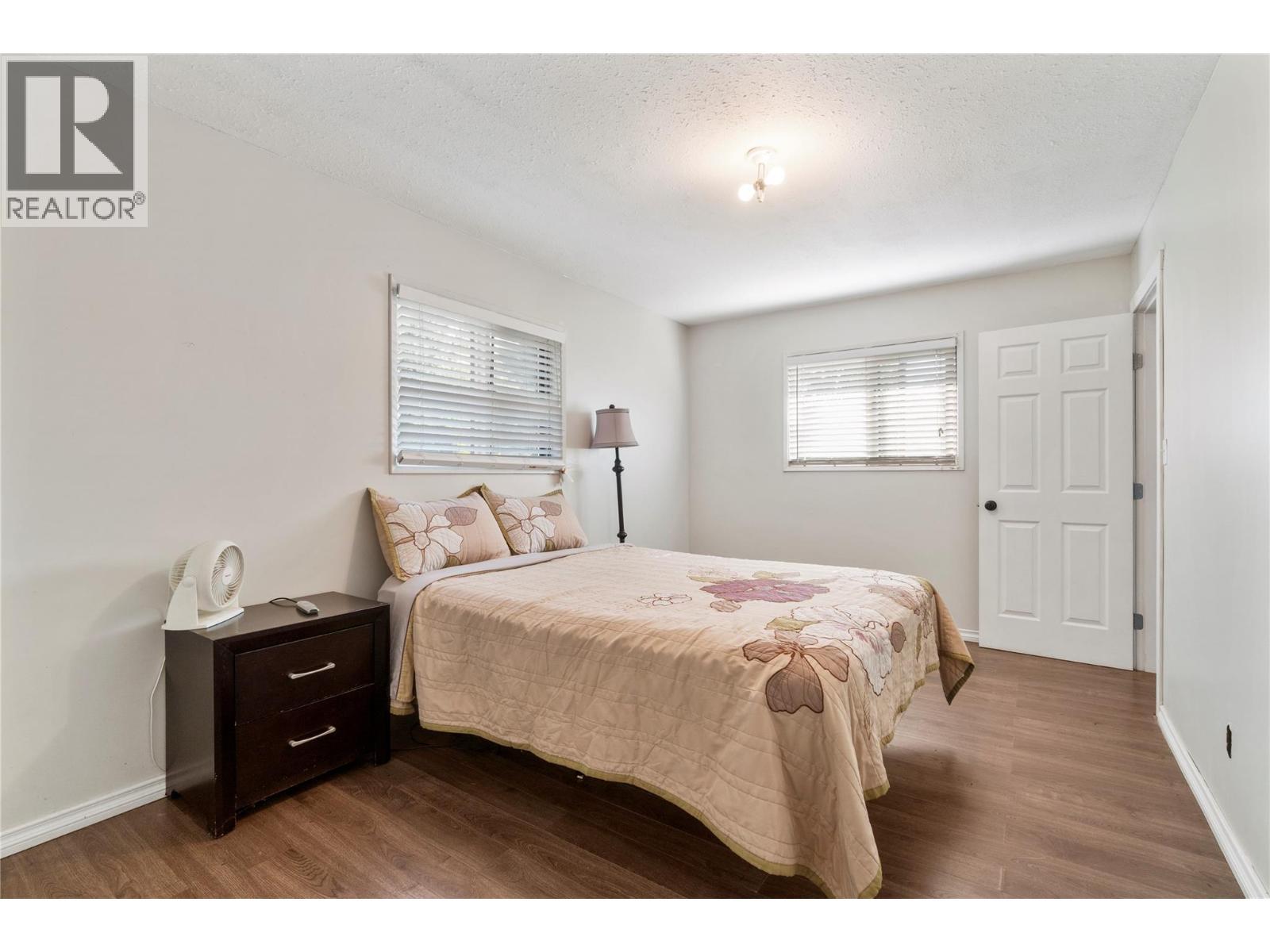 5327 Squilax Anglemont Road, Celista, BC - Indoor Photo Showing Bedroom
