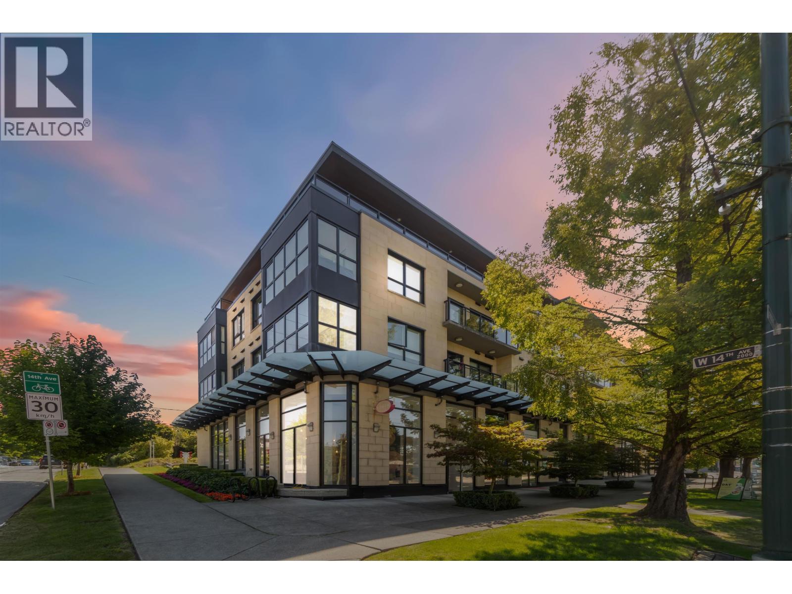 3008 Arbutus Street, Vancouver, BC