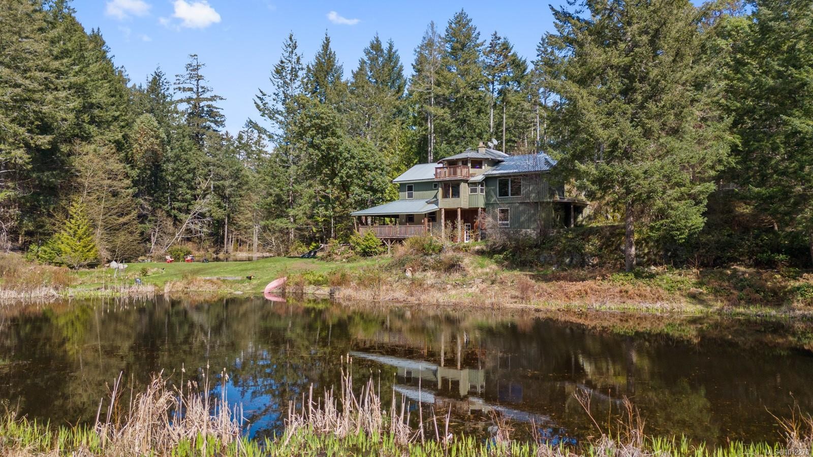 2 Welch Rd, Lasqueti Island, BC