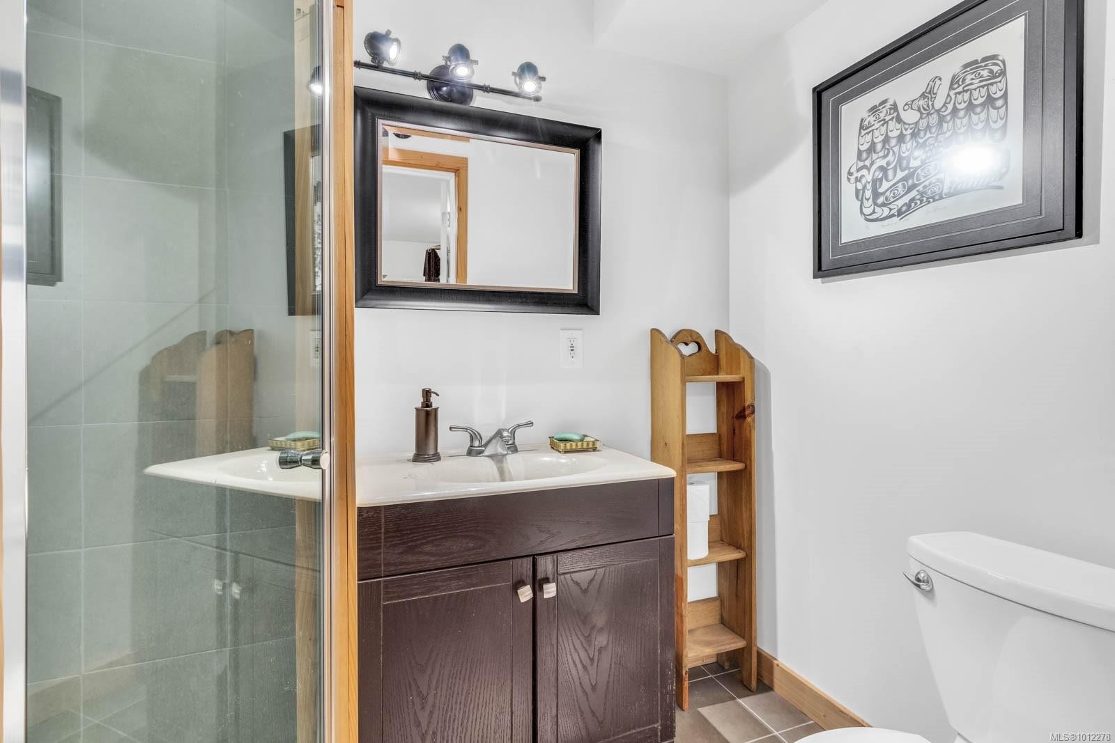 2 Welch Rd, Lasqueti Island, BC