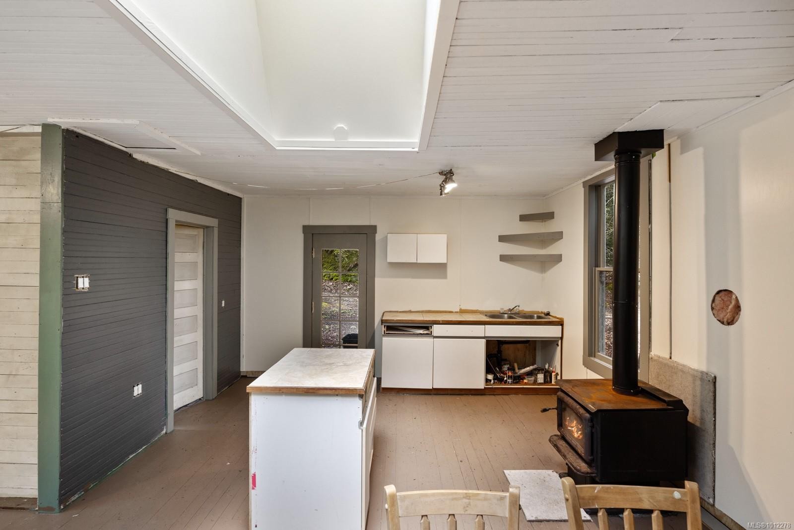 2 Welch Rd, Lasqueti Island, BC