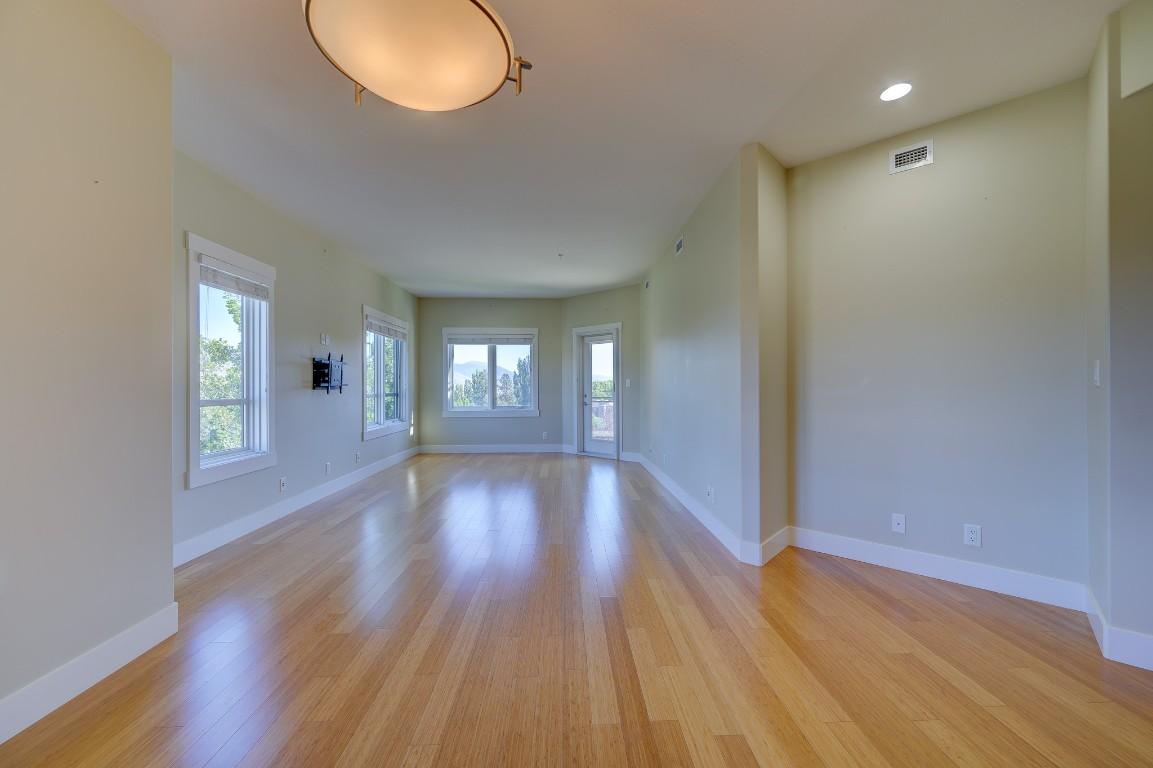 1201-1405 Springhill Drive, Kamloops, BC - Indoor Photo Showing Other Room