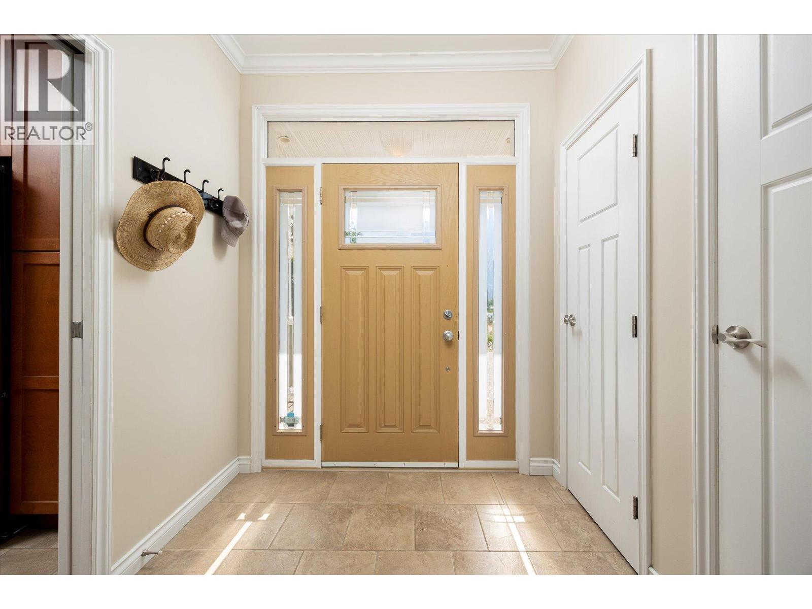 802 Coulthard Road, Cawston, BC - Indoor Photo Showing Other Room