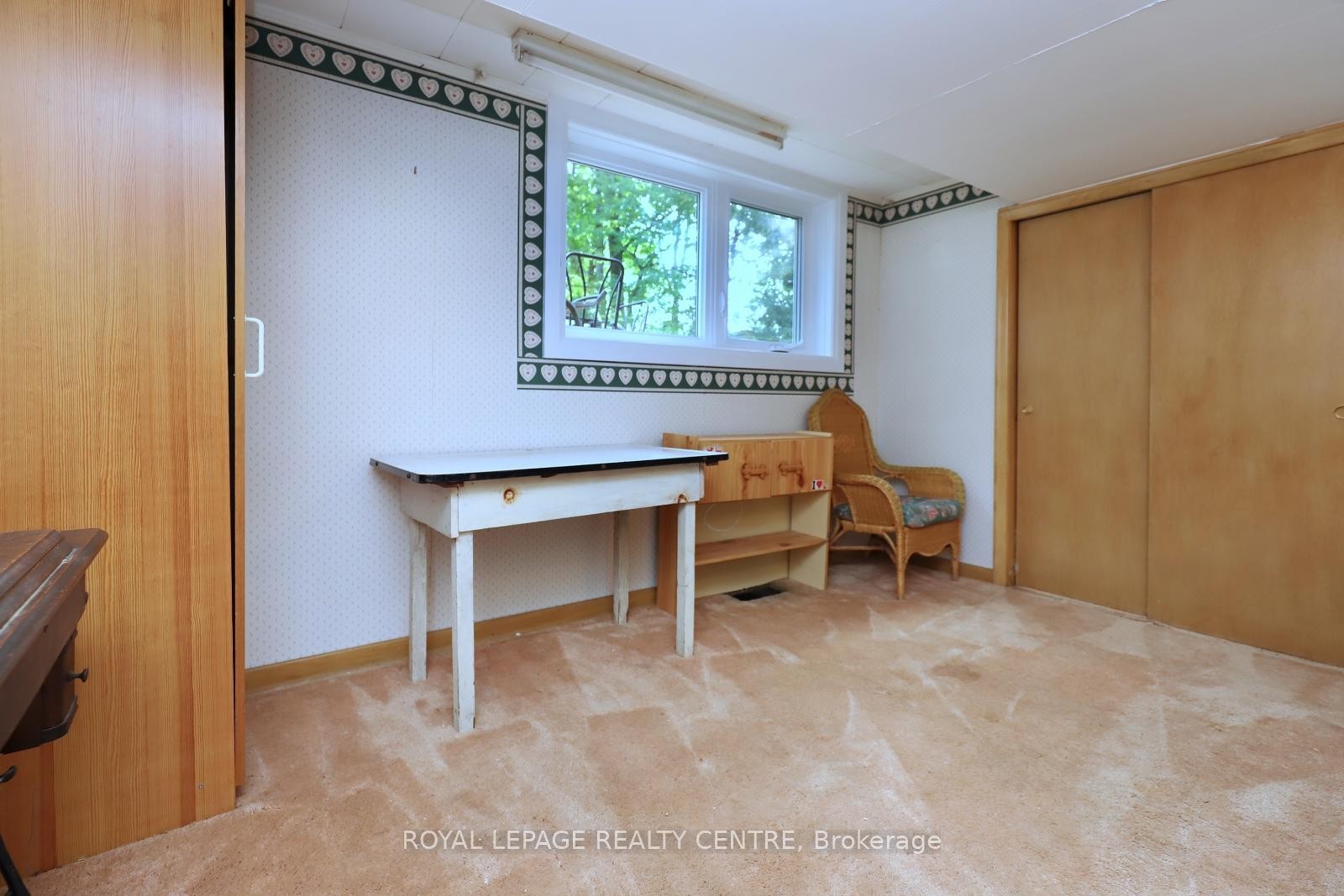 3338 Enniskillen Circle, Mississauga, ON - Indoor Photo Showing Other Room