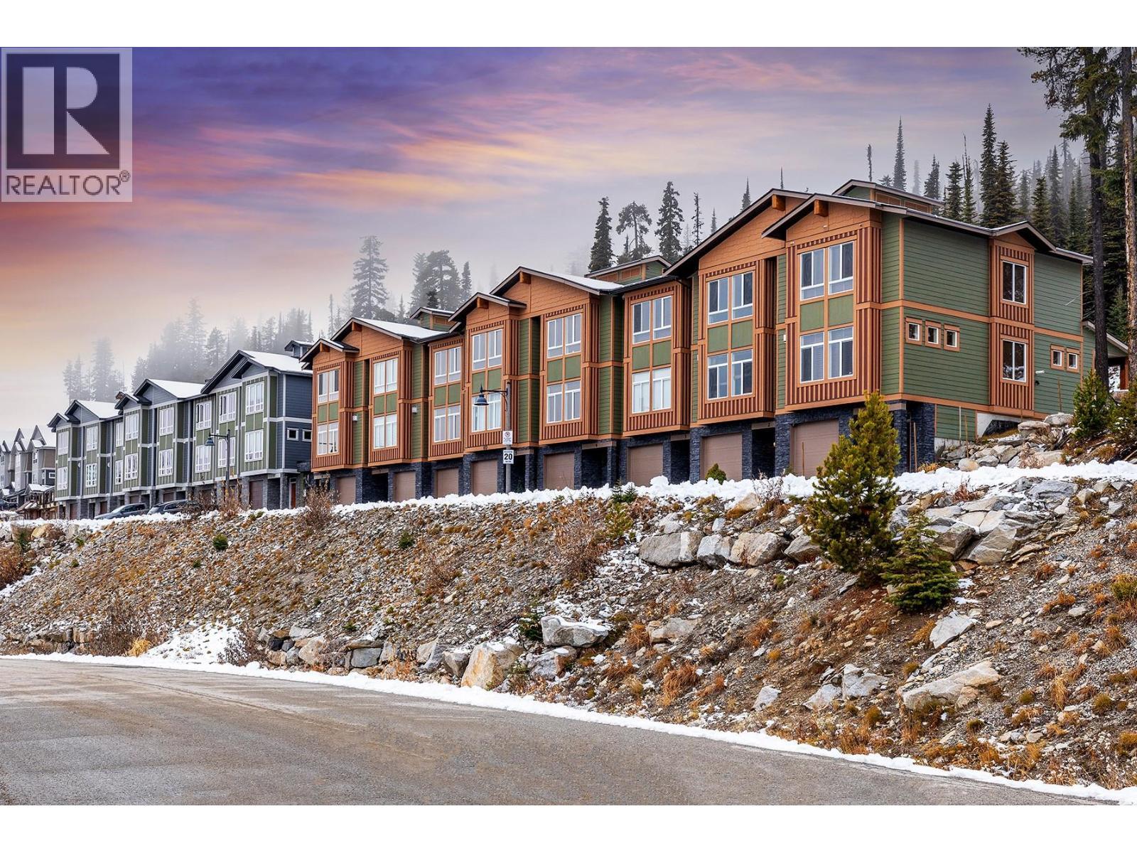 120 Grizzly Ridge Trail Unit# 12, Big White, BC - Outdoor With Facade