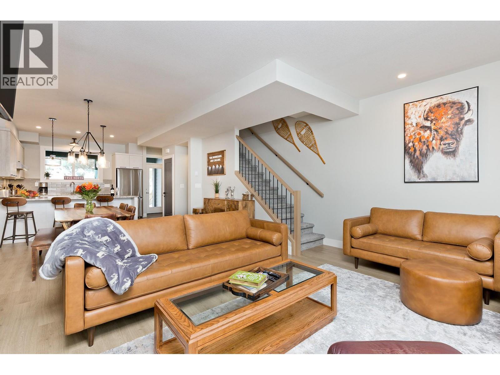 120 Grizzly Ridge Trail Unit# 12, Big White, BC - Indoor Photo Showing Living Room
