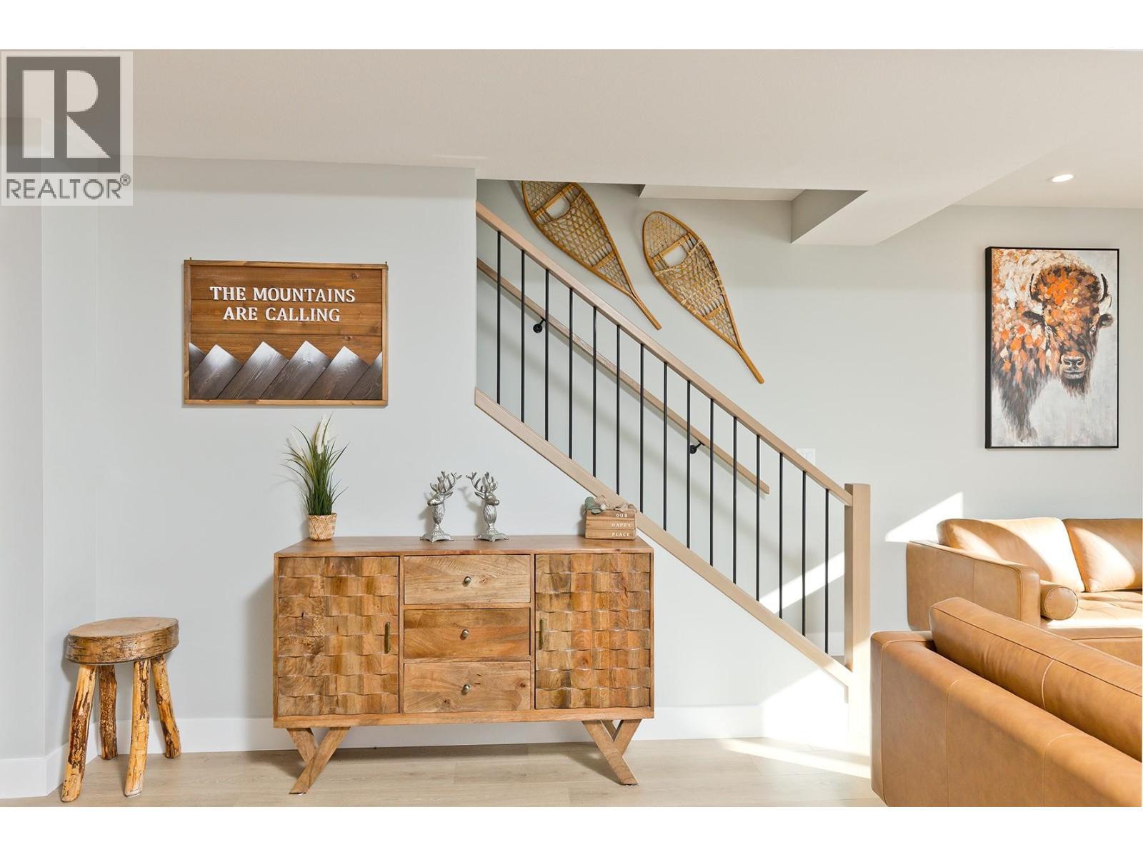 120 Grizzly Ridge Trail Unit# 12, Big White, BC - Indoor Photo Showing Other Room