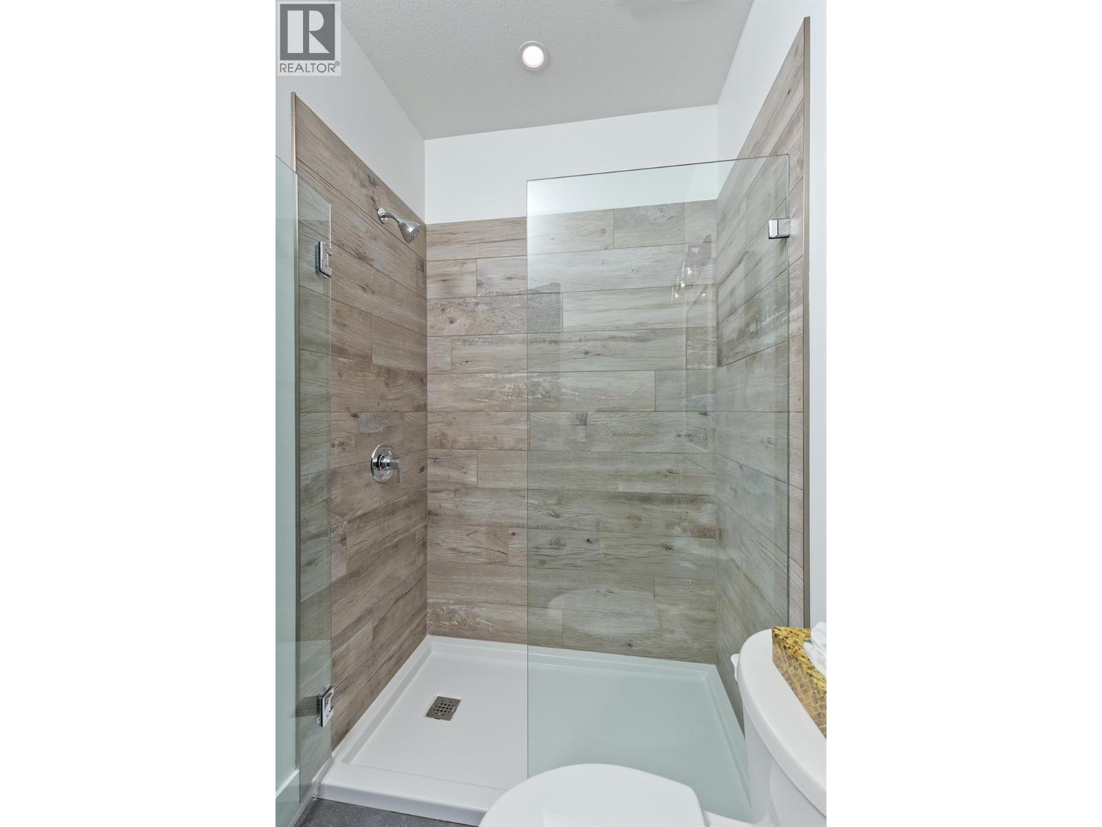 120 Grizzly Ridge Trail Unit# 12, Big White, BC - Indoor Photo Showing Bathroom