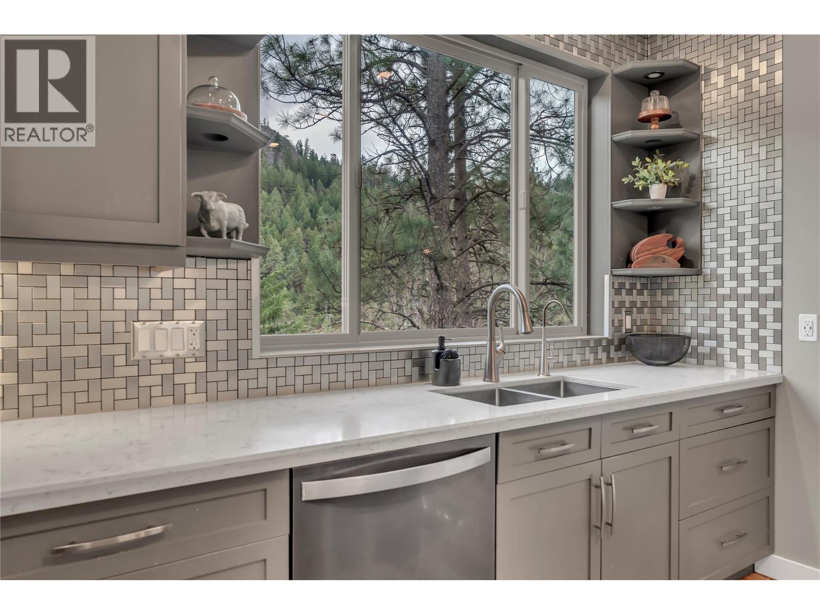 109 Fairway Drive, Kaleden, BC - Indoor Photo Showing Kitchen With Double Sink