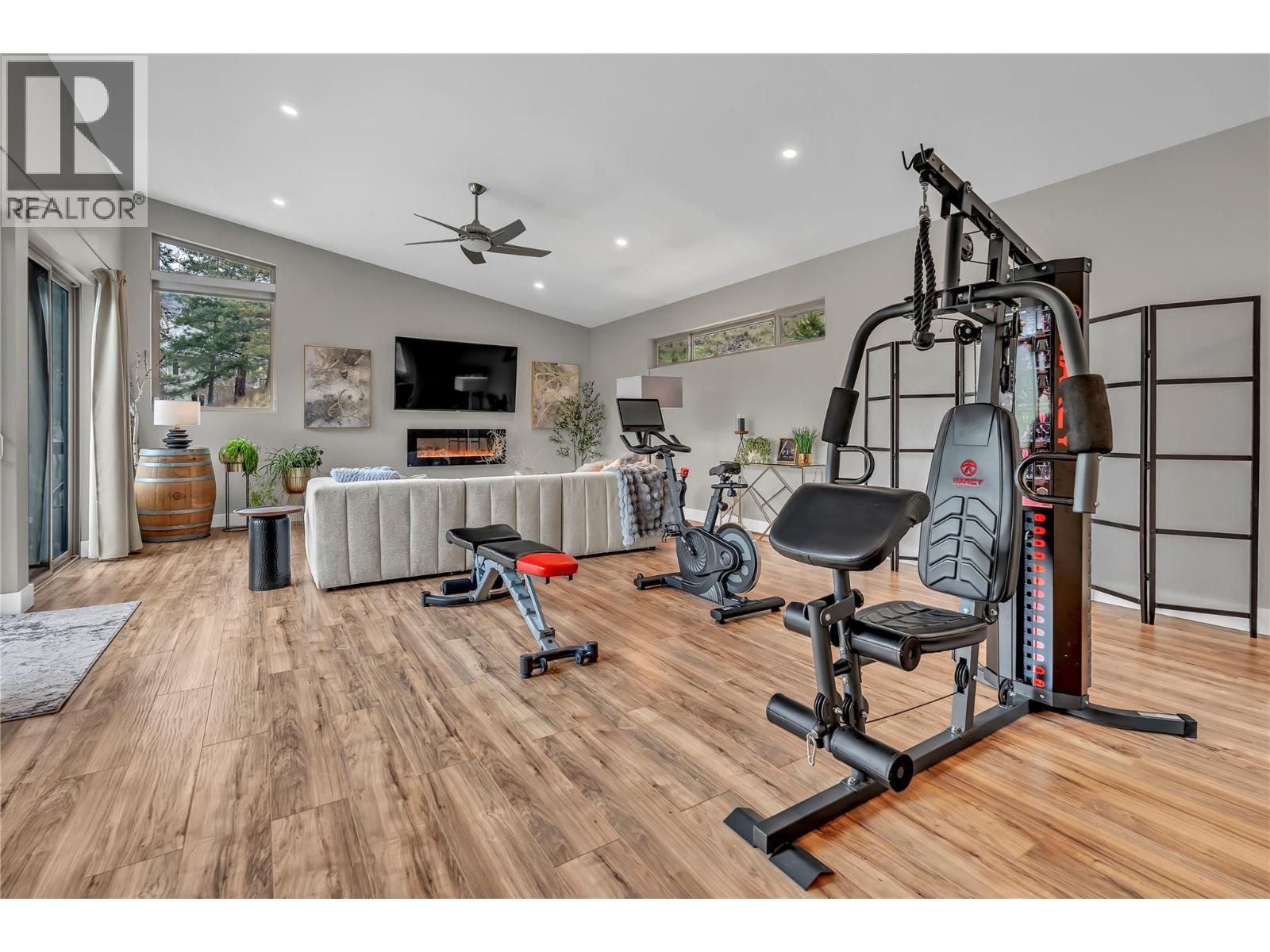 109 Fairway Drive, Kaleden, BC - Indoor Photo Showing Gym Room
