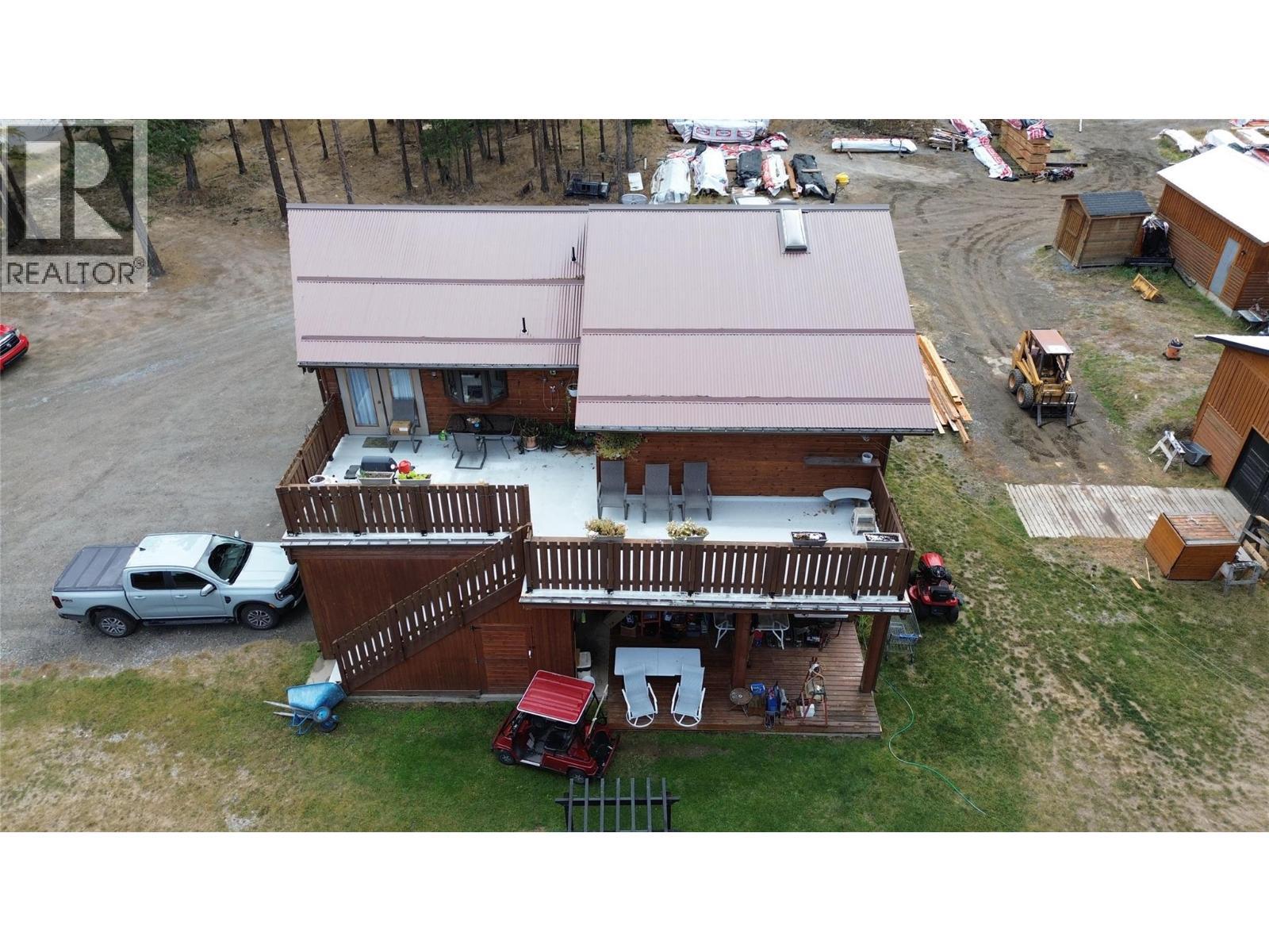 1605 24Th Avenue S, Cranbrook, BC - Outdoor With Deck Patio Veranda