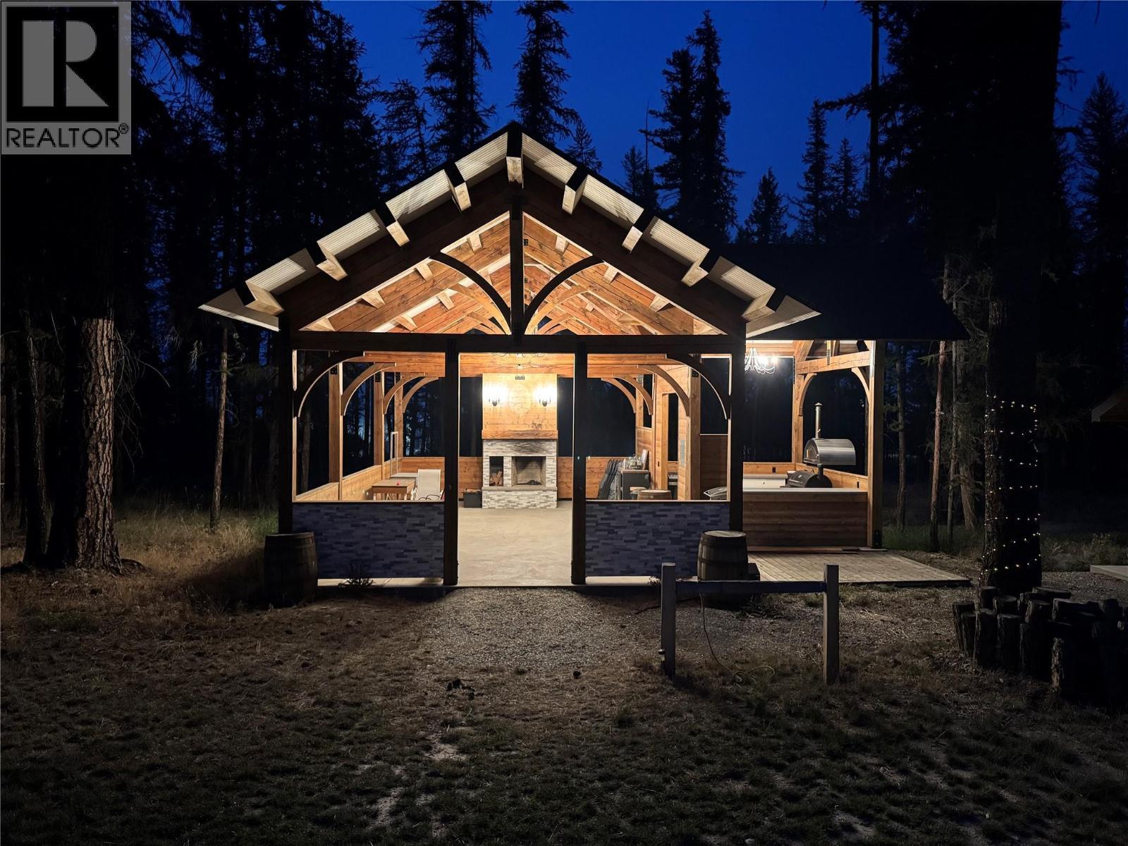 1605 24Th Avenue S, Cranbrook, BC - Outdoor